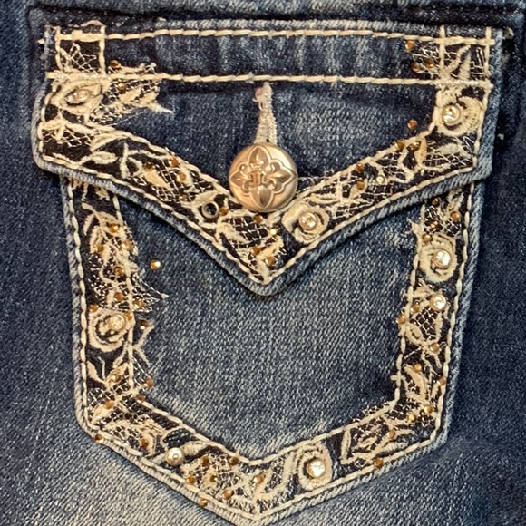 Miss Me Kids Blue Jeans with Silver Embellishments - Picture 6 of 7